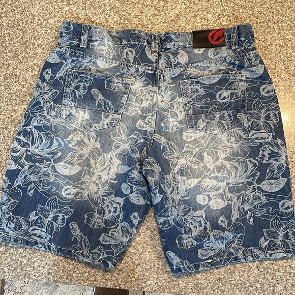 Ecko Unltd Men's 759 Relaxed Fit Denim Jean Shorts Size 38 - Picture 4 of 4